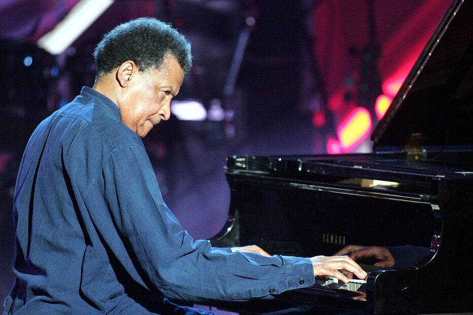 Morreu aos 91 anos o pianista de jazz sul-africano Abdullah Ibrahim