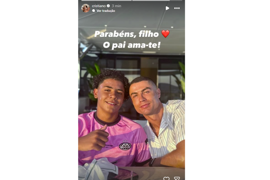 Cristiano Ronaldo dá os parabéns ao filho Cristianinho