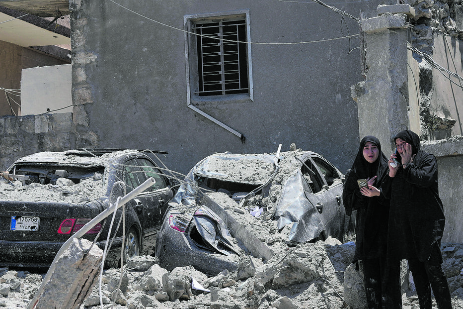 Teerão diz que o fecho de Ormuz é uma resposta às contínuas violações do cessar-fogo por Israel no Sul do Líbano