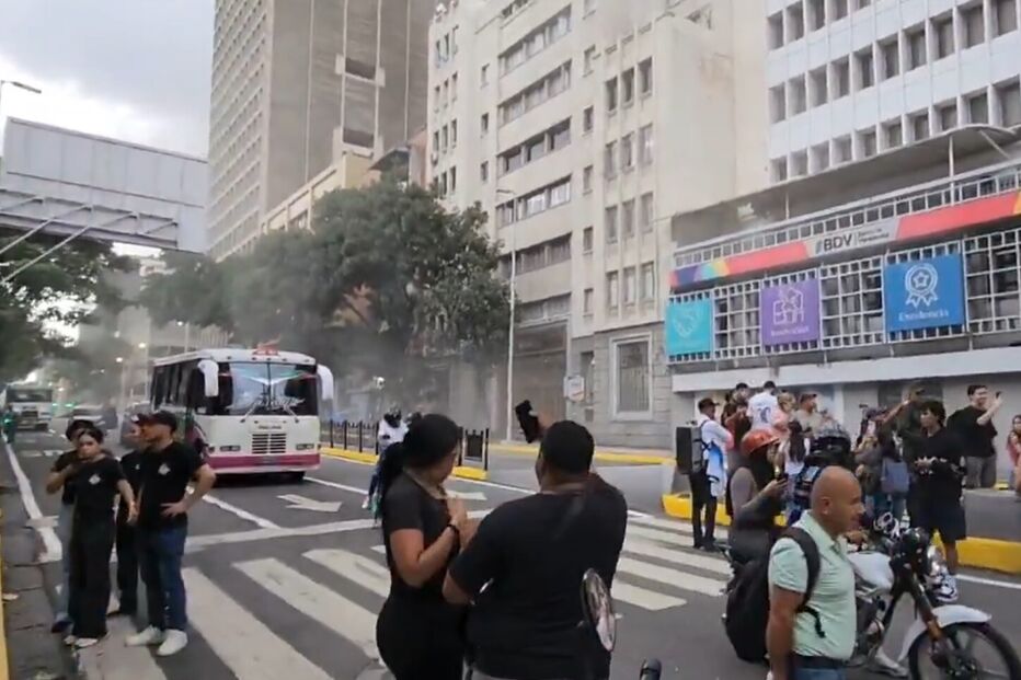 Sismo de magnitude 7.1 registado na Venezuela. Emitido alerta de tsunami