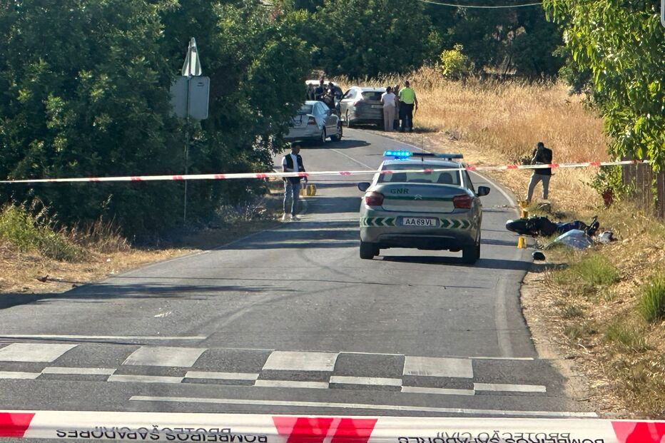 Homem morre em despiste de mota em Faro