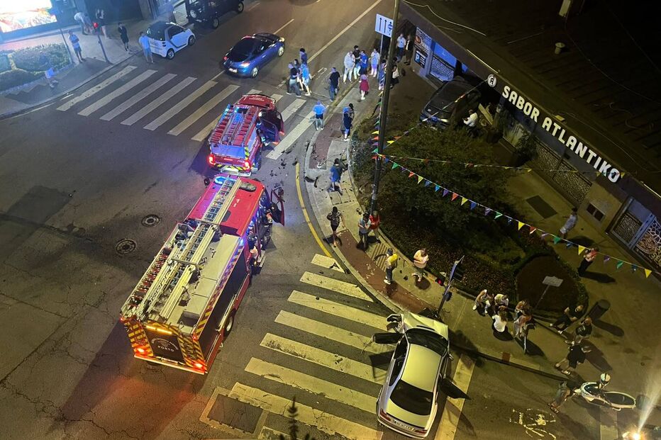 Quatro feridos em colisão no Porto 