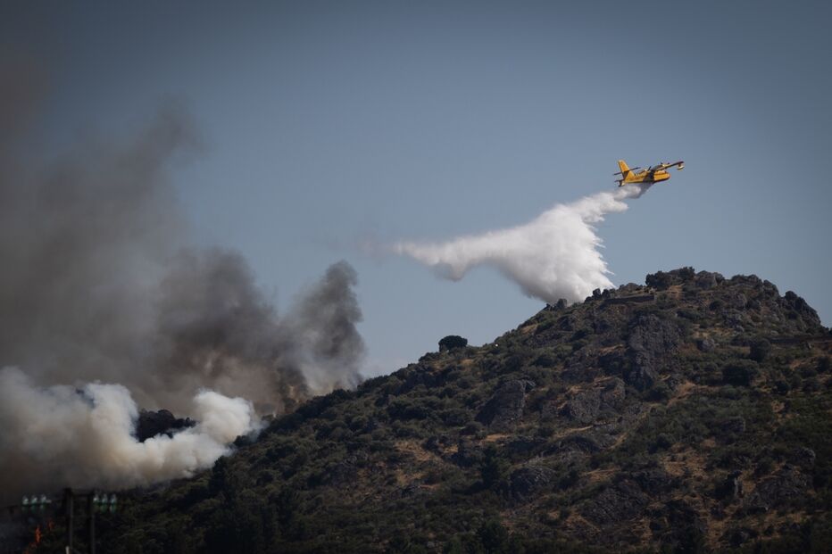 Oito meios aéreos e 147 operacionais mobilizados para fogo em Murça