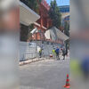 <![CDATA[ Queda de tijolos de cimento para a via pública deixa avós e neto feridos junto ao Centro Comercial Colombo ]]>