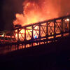<![CDATA[ Fogo de artifício provoca incêndio na Ponte de Brooklyn ]]>