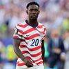 <![CDATA[ FIFA suspende vermelho e norte-americano Balogun pode defrontar Bélgica ]]>