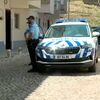 <![CDATA[ Homem encontrado morto em casa no Cacém. Fuga de gás obriga a evacuar prédio ]]>