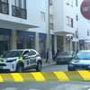 <![CDATA[ Homem armado barrica-se numa casa com ex-mulher e filha bebé de 6 meses ]]>