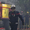 <![CDATA[ Polícia francesa detém bombeiro e outras cinco pessoas na sequência dos incêndios em Fontainebleau nos arredores de Paris ]]>
