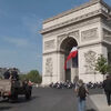 <![CDATA[ Tropas e aeronaves militares europeias participam no Dia da Bastilha em Paris com demonstração de apoio à Ucrânia ]]>