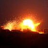 <![CDATA[ Ataques israelitas atingem três zonas no centro de Gaza após aviso do exército ]]>