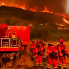 <![CDATA[ 400 bombeiros combatem incêndio florestal no nordeste de Espanha ]]>