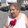 <![CDATA[ "Isto é sangue de pulgas": idosa preocupada com marido que está acamado durante praga na Maia ]]>