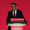 <![CDATA[ Andy Burnham promete "um novo rumo" ao assumir liderança do Partido Trabalhista do Reino Unido ]]>
