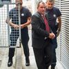 <![CDATA[ Justiça não confia liberdade a 'rei Ghob' após três homicídios ]]>