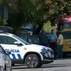 <![CDATA[ Criança morre após ser esquecida em carro de creche em Almada ]]>