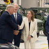 <![CDATA[ Trump visita fábrica da General Motors e afirma que tem sido "generoso" com a empresa ]]>