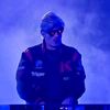 <![CDATA[ DJ Kavinsky encontrado morto em casa em Paris ]]>