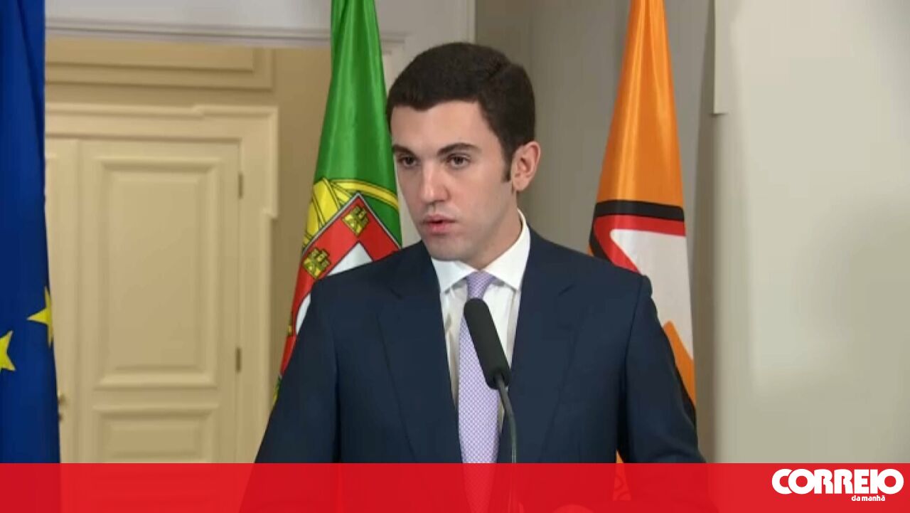 Profesores recibirán pago por horas extras en corrección de exámenes