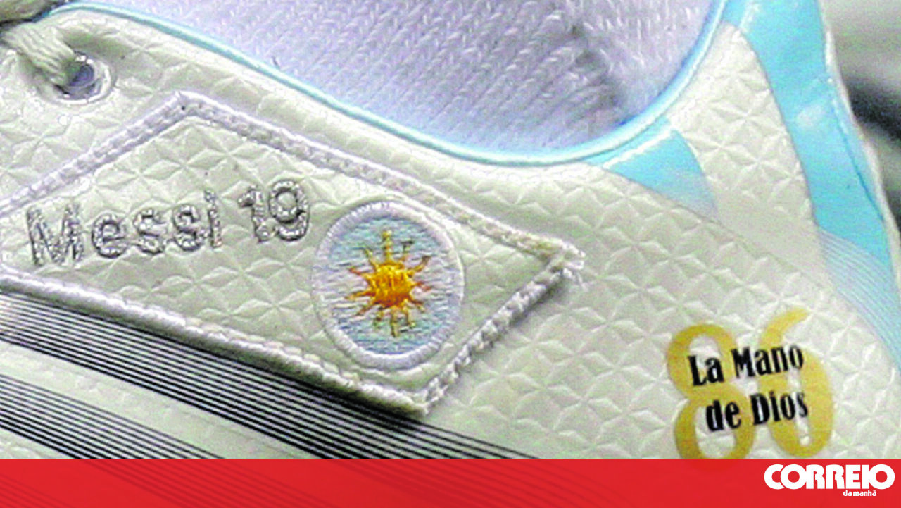 A 'mão de Deus' volta a acenar