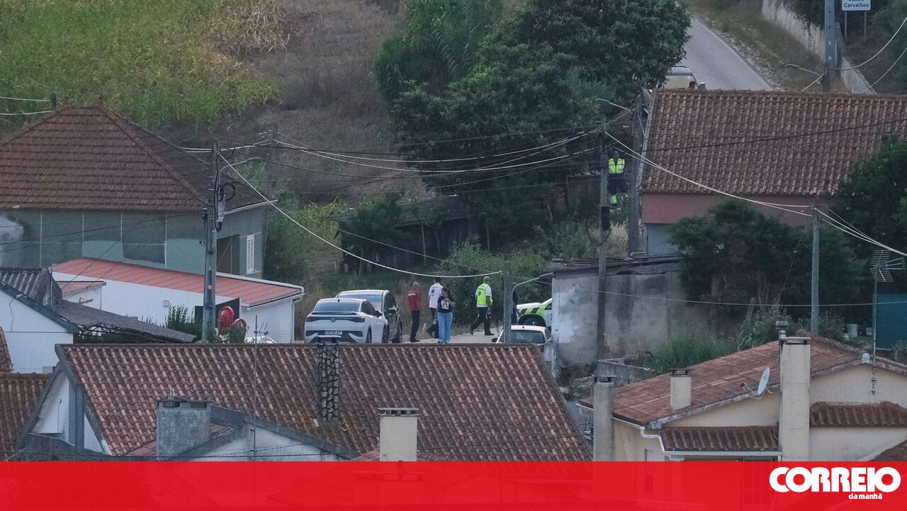 <![CDATA[ Criança de 6 anos cai de varanda nas Caldas da Rainha ]]>