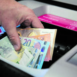 Produtos de poupança do Estado rendem mais do que a média dos depósitos nos bancos tradicionais 