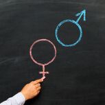 Bloqueadores hormonais travam  o desenvolvimento normal do corpo