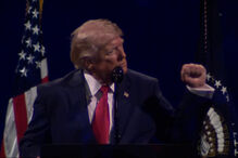 Trump diz que EUA poderão voltar a atacar o Irão esta noite