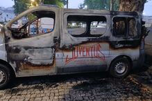 Viatura ficou com danos evidentes