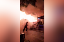 Incêndio num bar em Banguecoque faz pelo menos 27 mortos