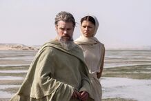 Timothée Chalamet e Zendaya em cena do filme Duna