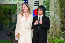 Angelina Jolie e filho Maddox