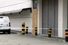 Assaltantes rebentam porta de supermercado e fazem explodir caixa multibanco em Coimbra 
