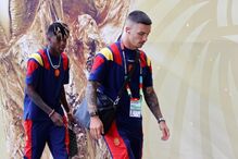 Espanha - Argentina: De La Fuente mantém 'onze', Scaloni muda três 'peças'
