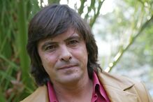 Cantor em 2003