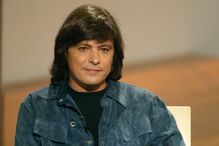 Cantor na final do concurso de televisão Operação Triunfo