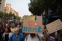 Oito feridos em intervenção policial após manifestação em Maiorca contra sobrelotação turística