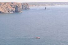 Suspensas buscas por jovem de 28 anos desaparecido a praticar stand up paddle no Algarve