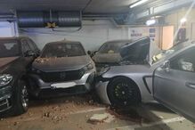 Porsche despista-se e destrói três carros em parque de estacionamento de hotel em Cascais. Duas pessoas ficaram feridas
