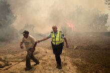 Incêndio com três frentes ativas na Guarda corta A25 e EN16