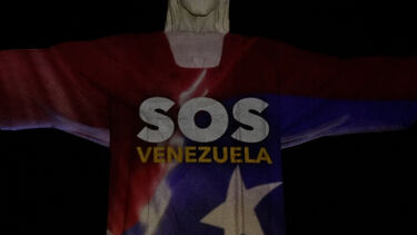 Cristo Redentor ilumina-se com mensagem de apoio às vítimas dos sismos na Venezuela