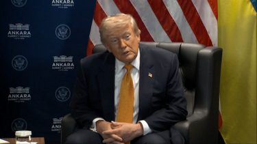 Trump chama "República Islâmica do Japão" ao Irão durante cimeira da NATO
