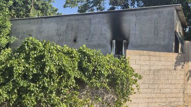 Incêndio em habitação faz dois feridos ligeiros em São Brás de Alportel