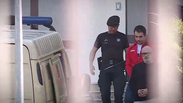 'Rei dos catalisadores' cometeu centenas de furtos mas acabou preso por atropelar ciclistas quando fugia à PSP