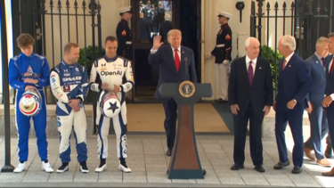 Trump apresenta Grande Prémio que vai levar corridas de carros ao centro de Washington