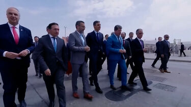 Pedro Sánchez assiste à retirada de vedação da fronteira entre Espanha e Gibraltar