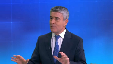 Carneiro não poupa críticas a Executivo de Montenegro, mas reitera que o "PS não tem pressa para ir para o poder"