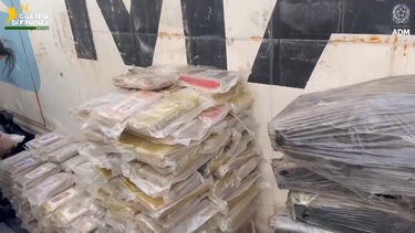Polícia italiana apreende cocaína avaliada em 120 milhões de euros escondida em carregamento de bananas