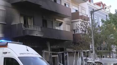 Dois feridos em incêndio em garagem de prédio em Lisboa 