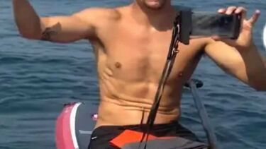 Jovem de 28 anos desaparecido no Algarve enquanto praticava stand-up paddle é surfista e sofre de doença rara